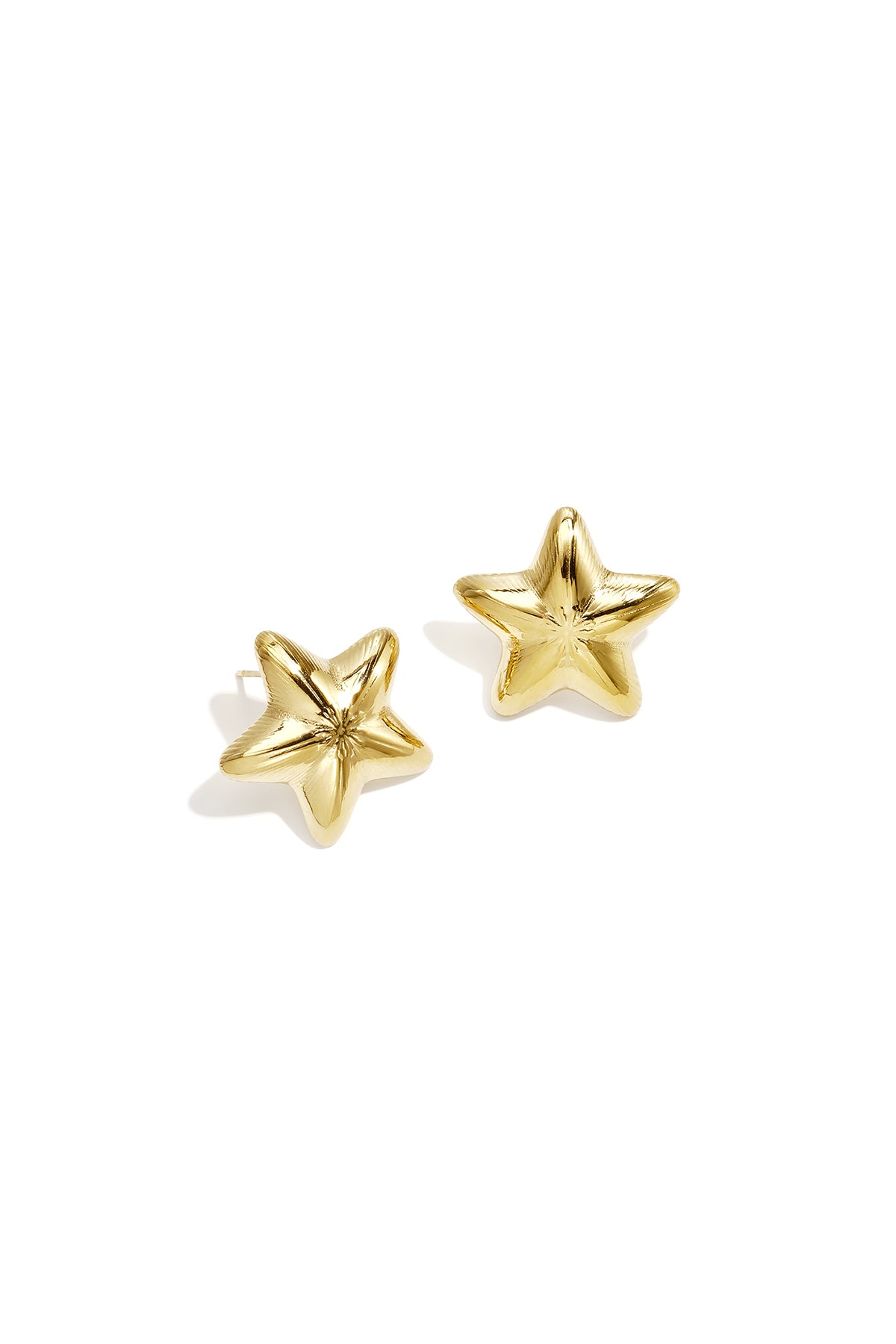 GoldAura™ 14K Gold-Plated Star Stud Earrings – Minimalist Statement Jewelry