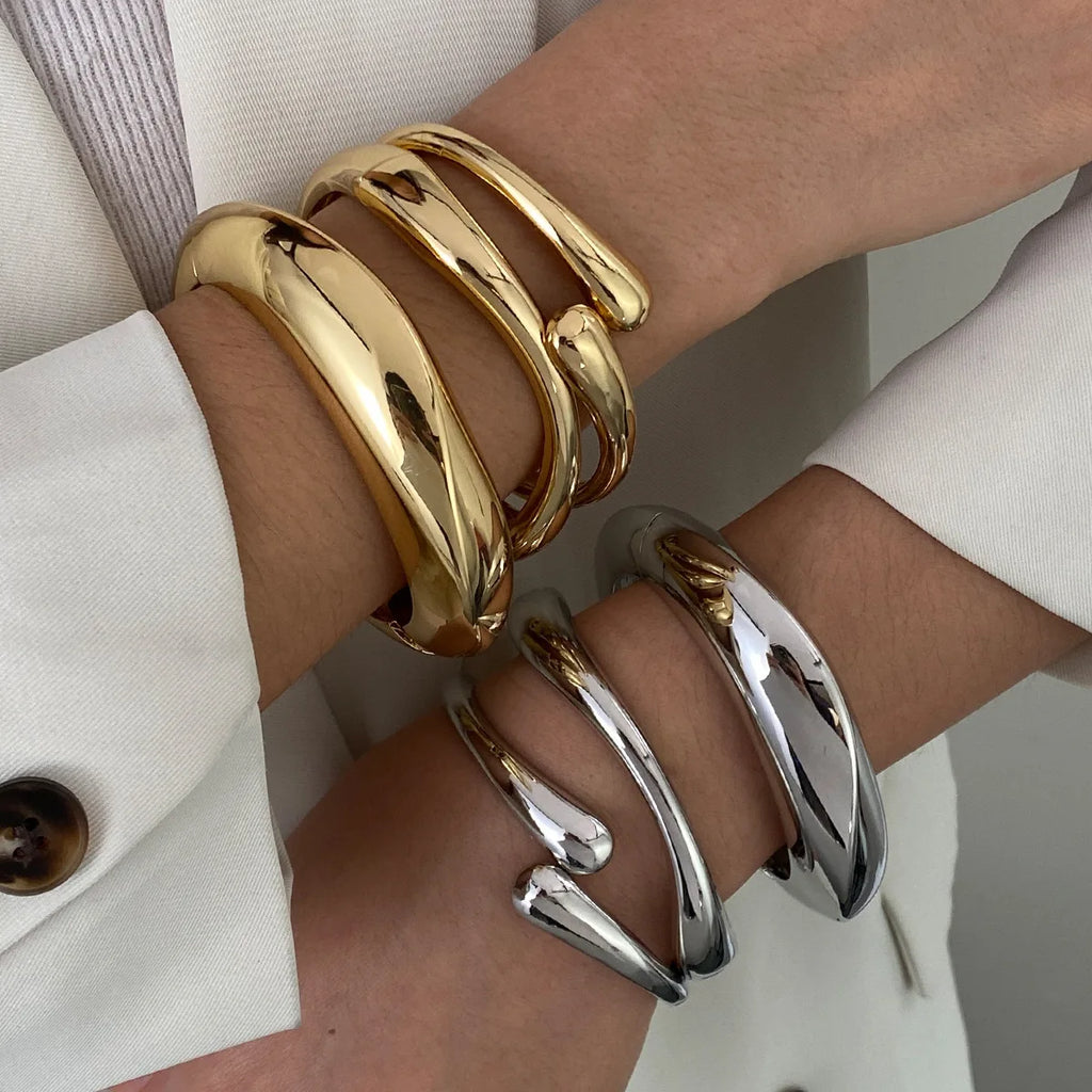 Sculpted Cuff Bangle – Modern Luxury Statement Bracelet