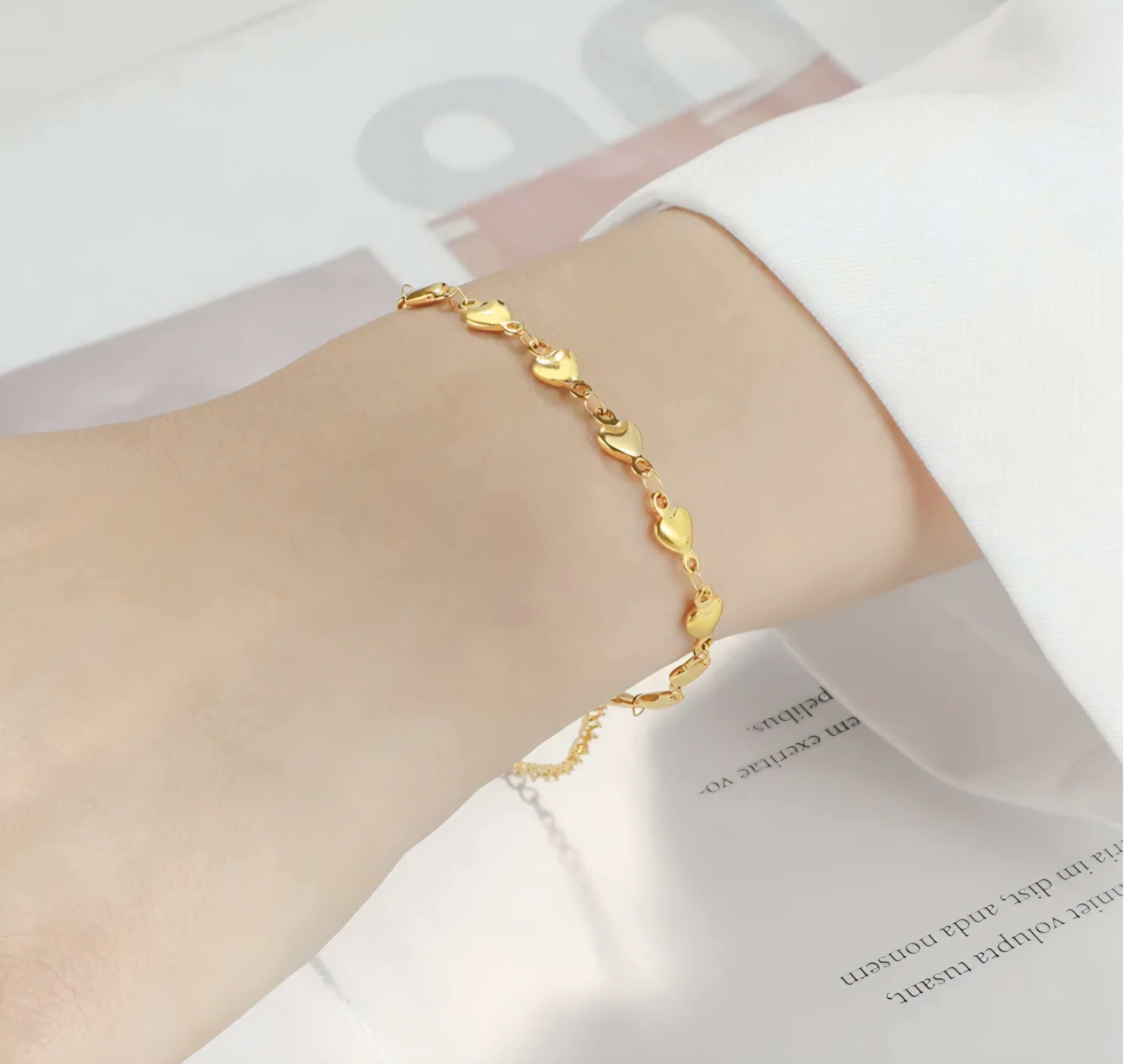 Heart Link Bracelet – Timeless Elegance in Stainless Steel