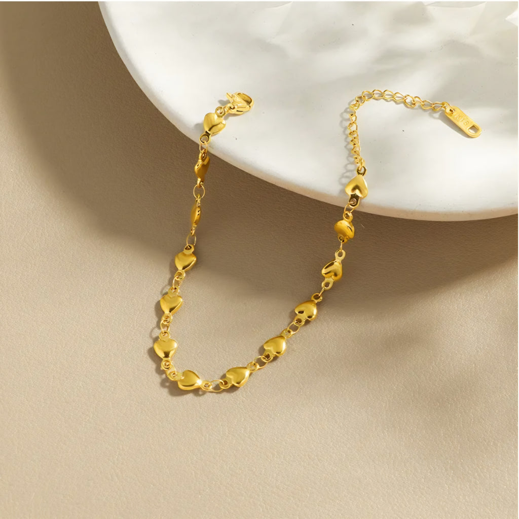 Heart Link Bracelet – Timeless Elegance in Stainless Steel