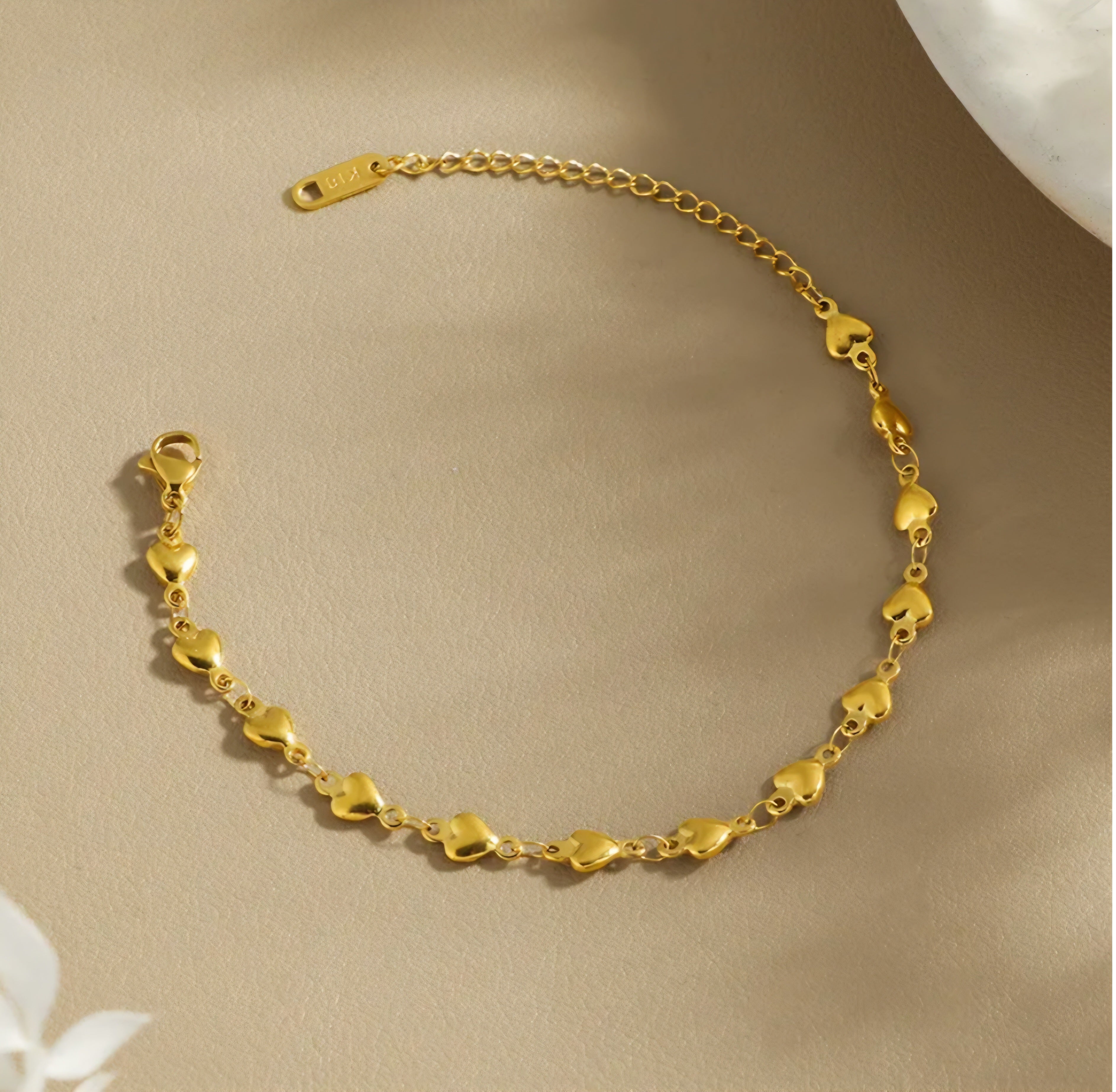Heart Link Bracelet – Timeless Elegance in Stainless Steel