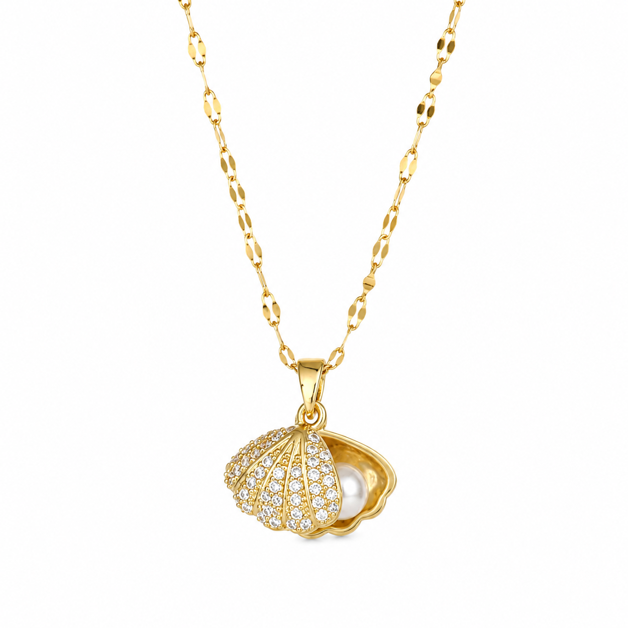 Ocean Pearl Shell Necklace – 18K Gold Plated Crystal Seashell Pendant